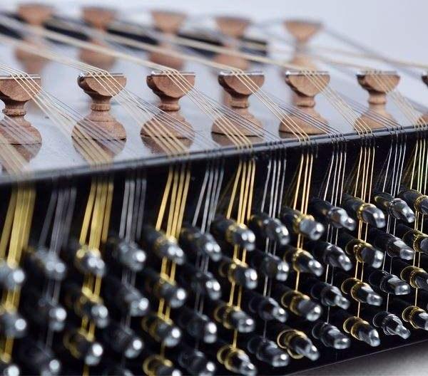 波斯圣图尔 – Vafahei 手工锤制扬琴,1 印章