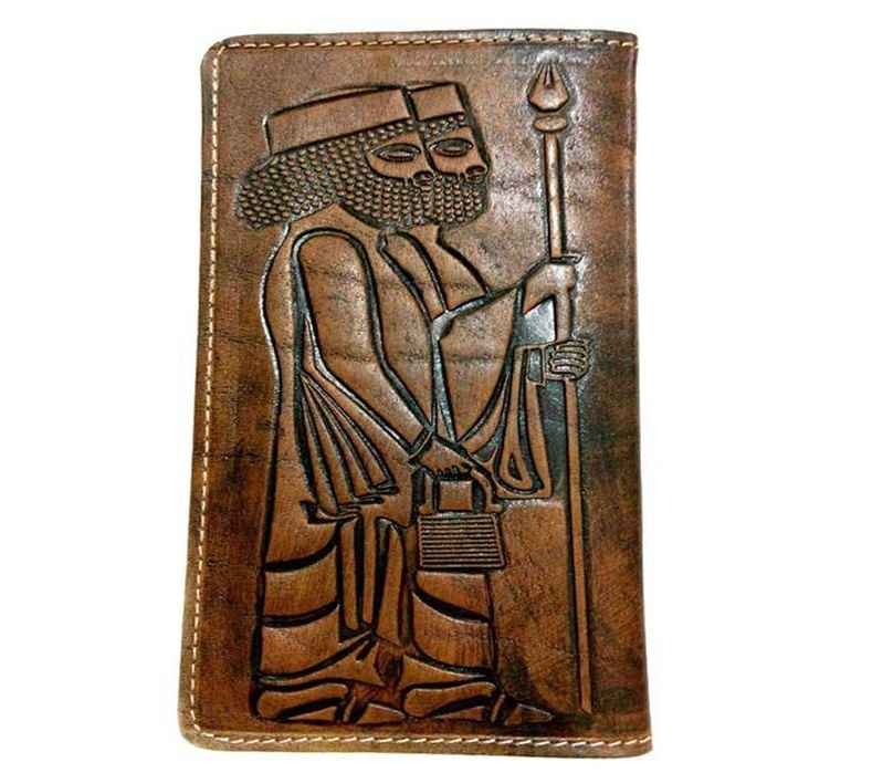 Main image of 波斯皮革男士长款钱包 – Achaemenid 士兵设计