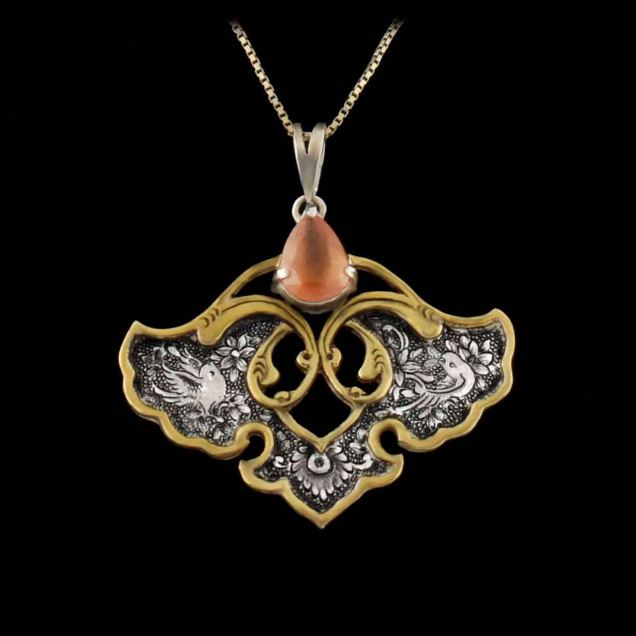 Main image of 波斯雕刻银吊坠 – 红宝石宝石