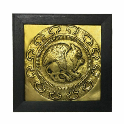 Main image of 带框波斯雕刻黄铜艺术品 – 古代有翼狮
