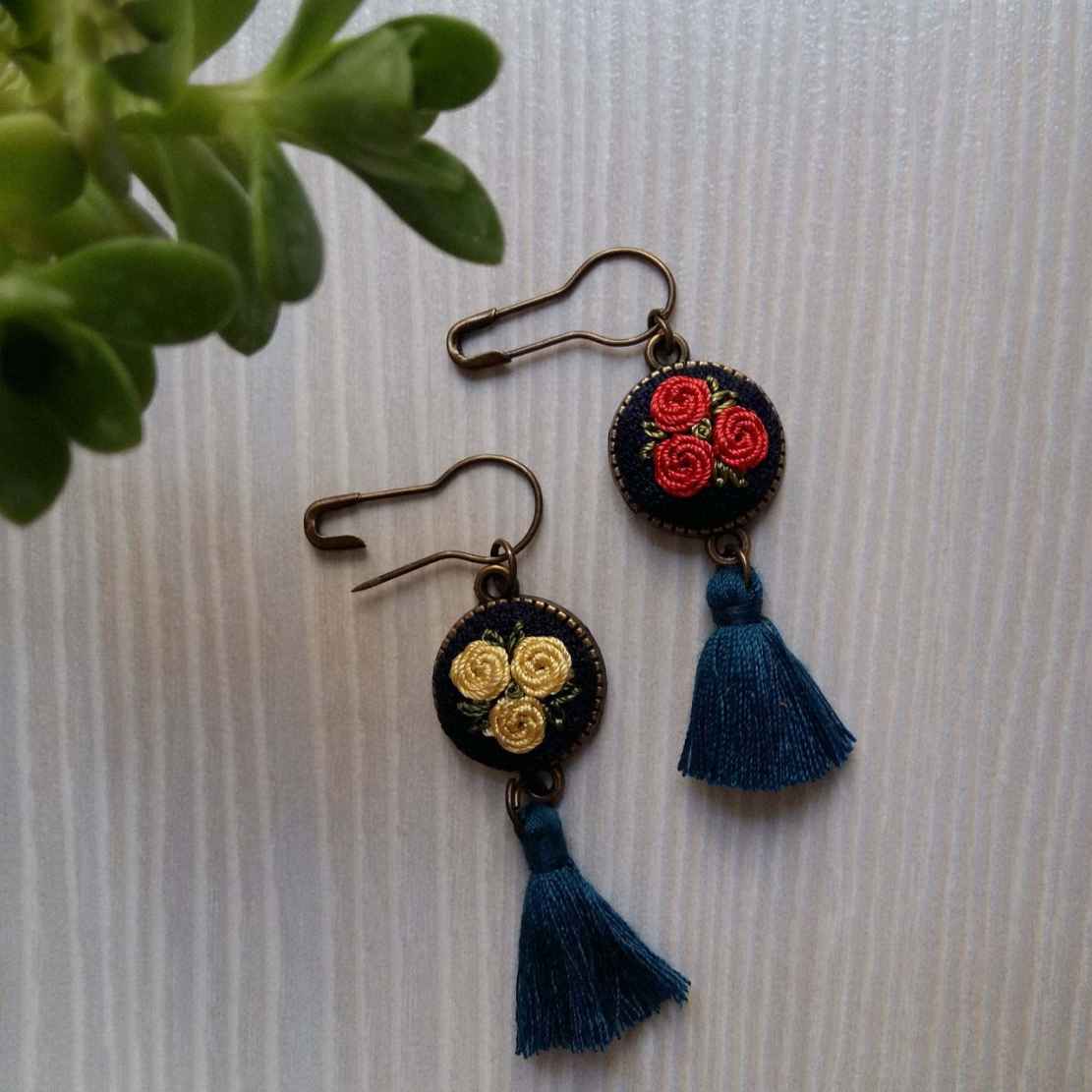 刺绣胸针别针 – 花卉SJ款