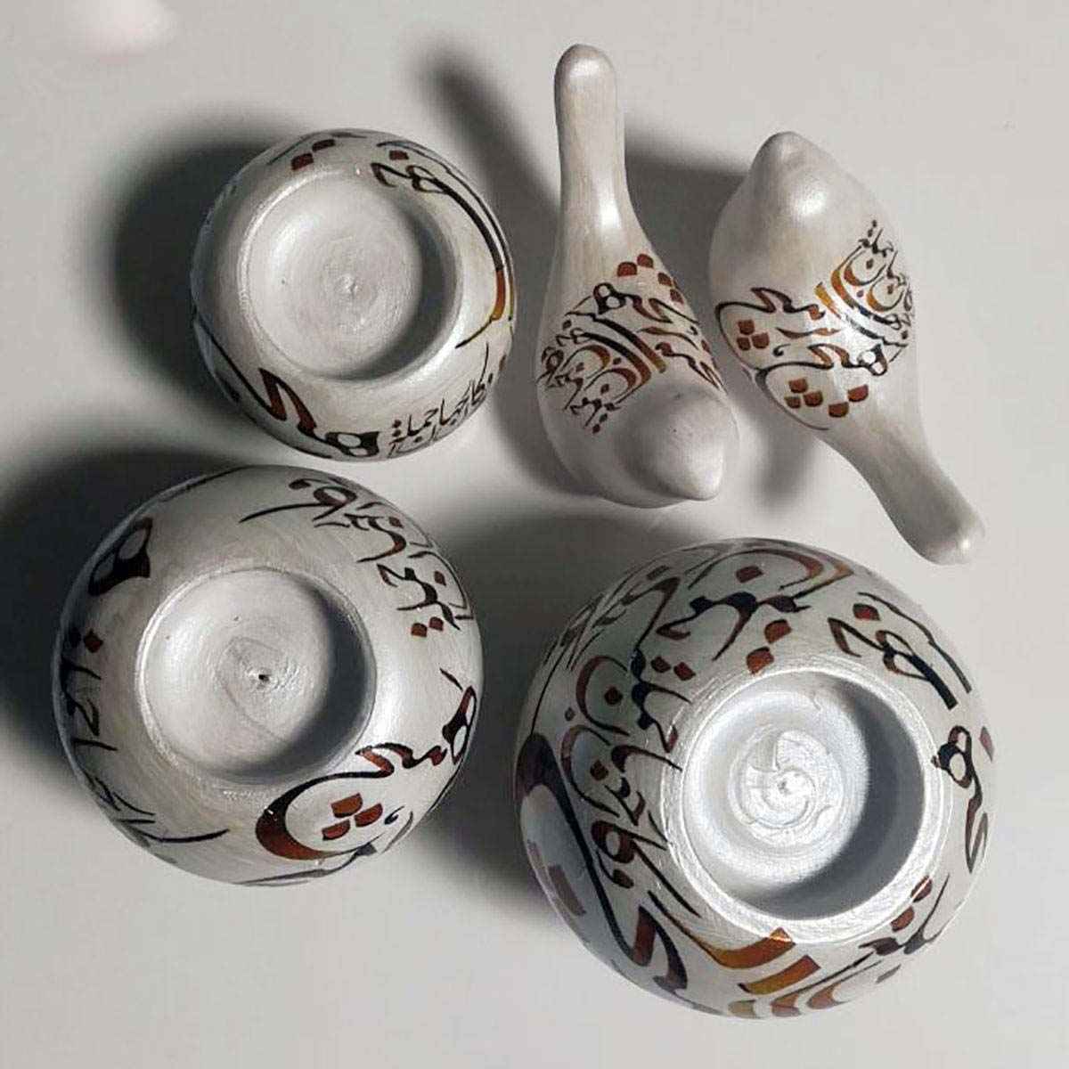 波斯陶瓷小蜡烛台 书法款