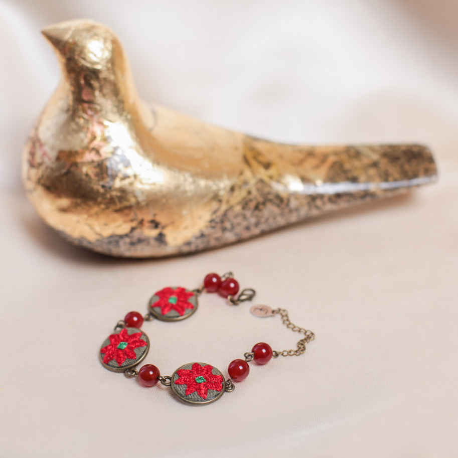 Main image of 波斯刺绣手链 – Raha款式