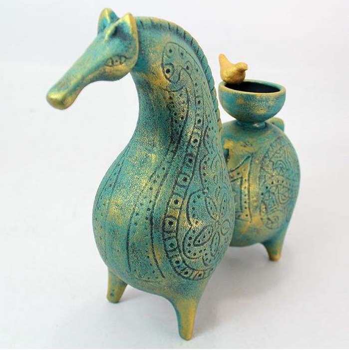 波斯陶瓷烛台 手工艺精美 马款