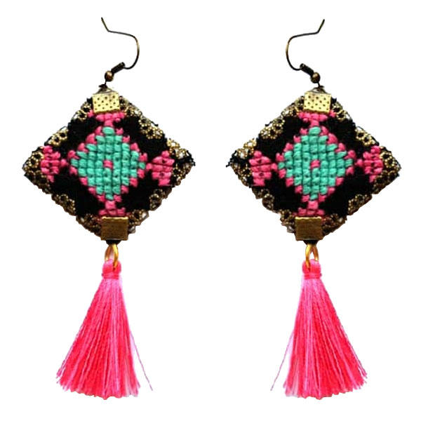 Main image of 波斯刺绣耳环 – 俾路支传统粉色流苏 Suzani 款