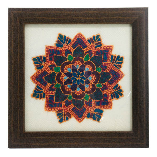 Main image of 波斯刺绣挂毯 – 花卉纺织艺术