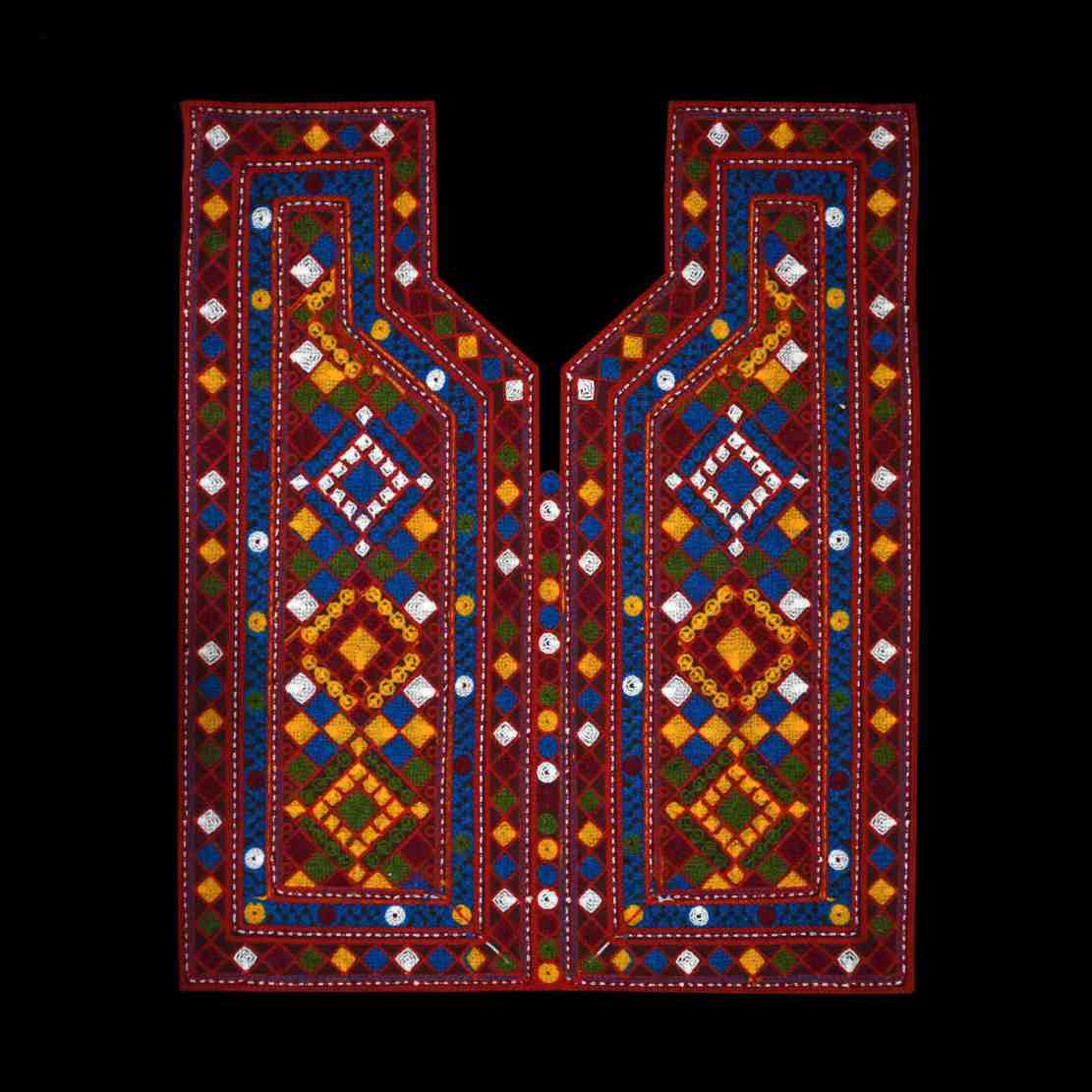 手工巴洛奇刺绣服装面板 – Flower 款