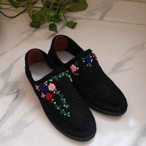 Giveh 鞋 – 波斯手工透气鞋 Bahar 款