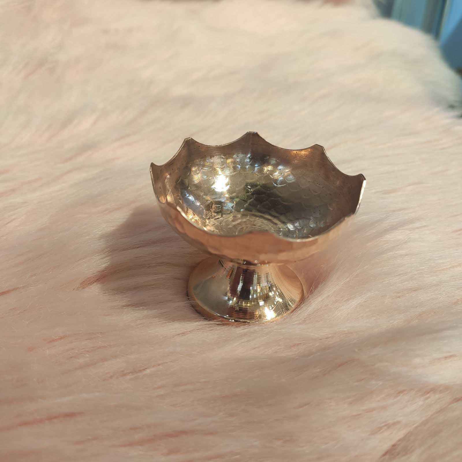 优雅铜制 Haft-sin 套装，用于 Nowruz 波斯新年 Negin 款