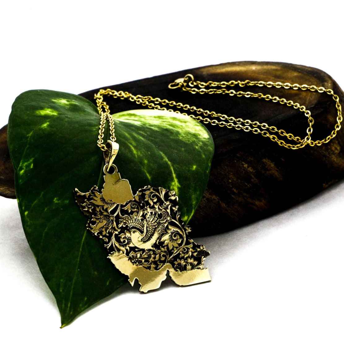 波斯黄铜项链 – 极简伊朗地图款