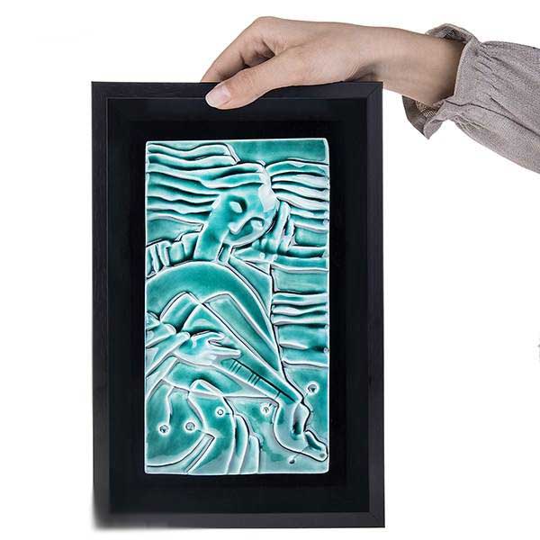 装饰性波斯陶瓷艺术模型 – 乌德琴演奏者