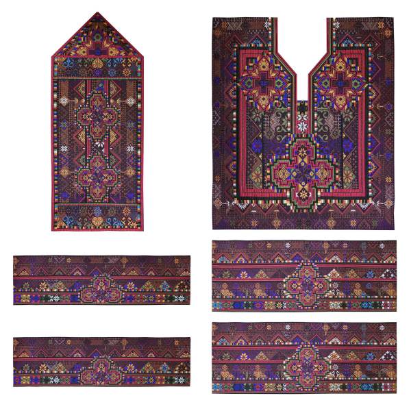 Main image of 手工巴洛奇刺绣服装面板 – Kahnooji