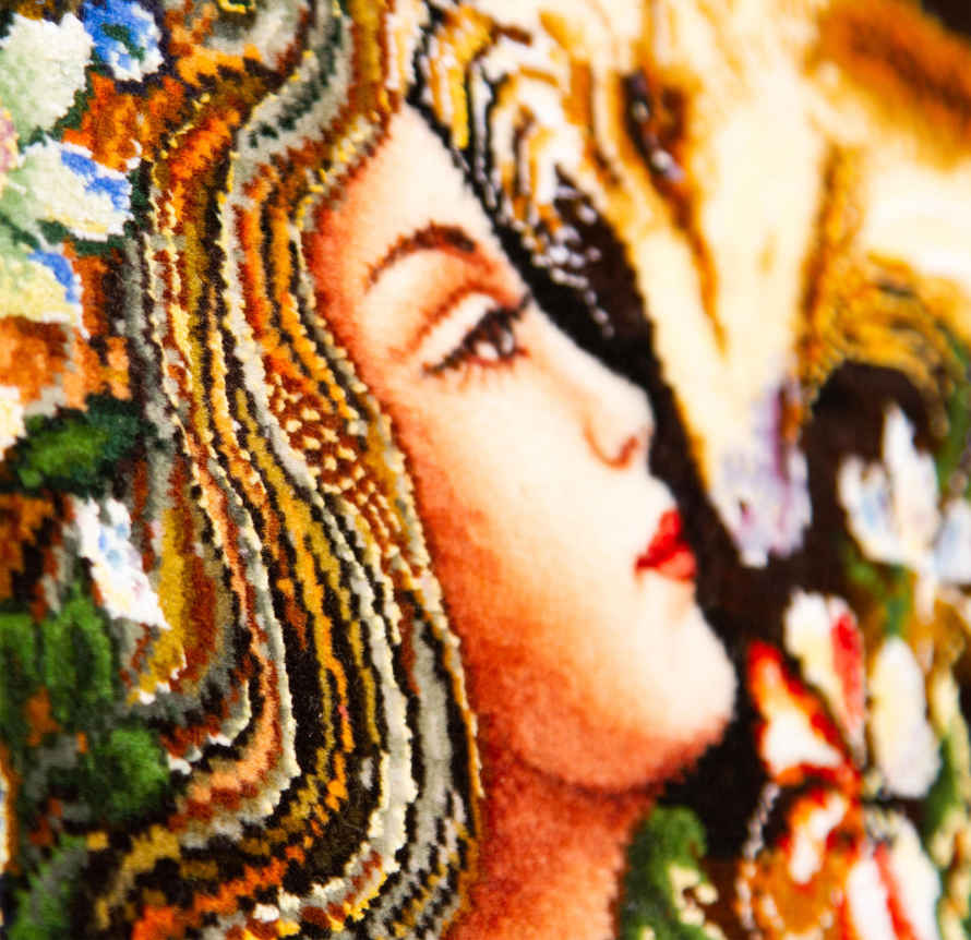 手工结制波斯挂毯 —— 来自塔布里兹,描绘善良微型画