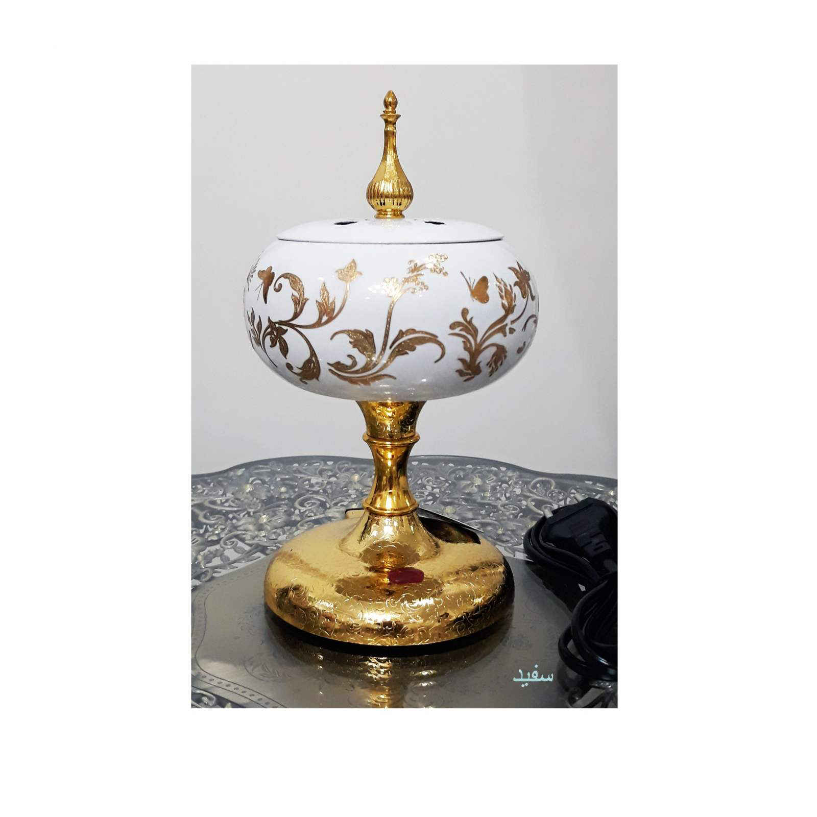 电动 Bakhoor 与 Esfand 烟熏炉 – 金色表面