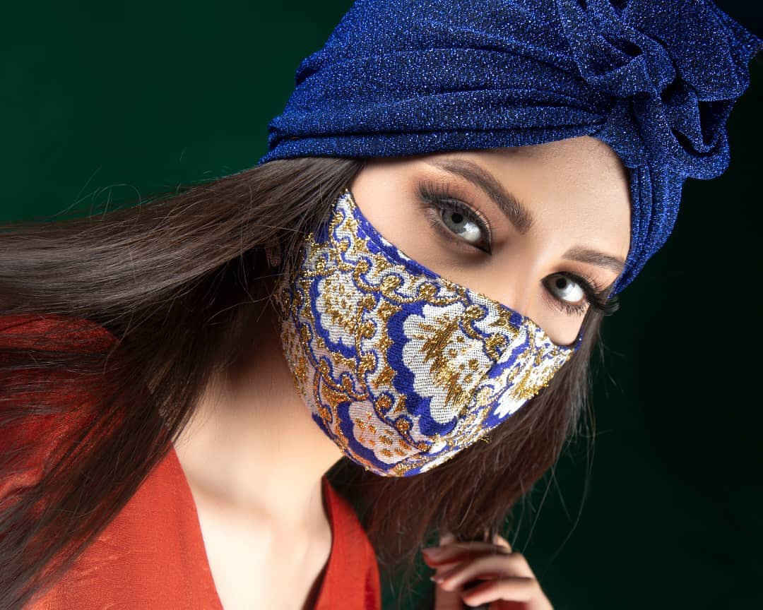 手工时尚刺绣女士口罩 – Abtin 款