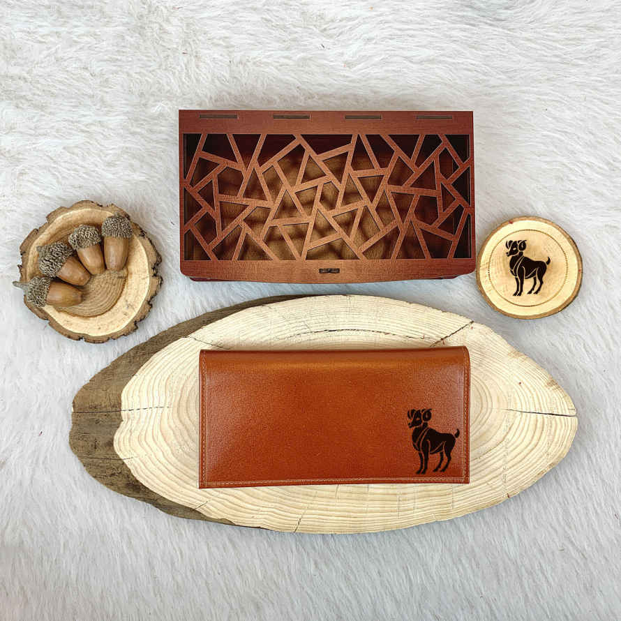 波斯皮革长款钱包 – Farvardin 符号