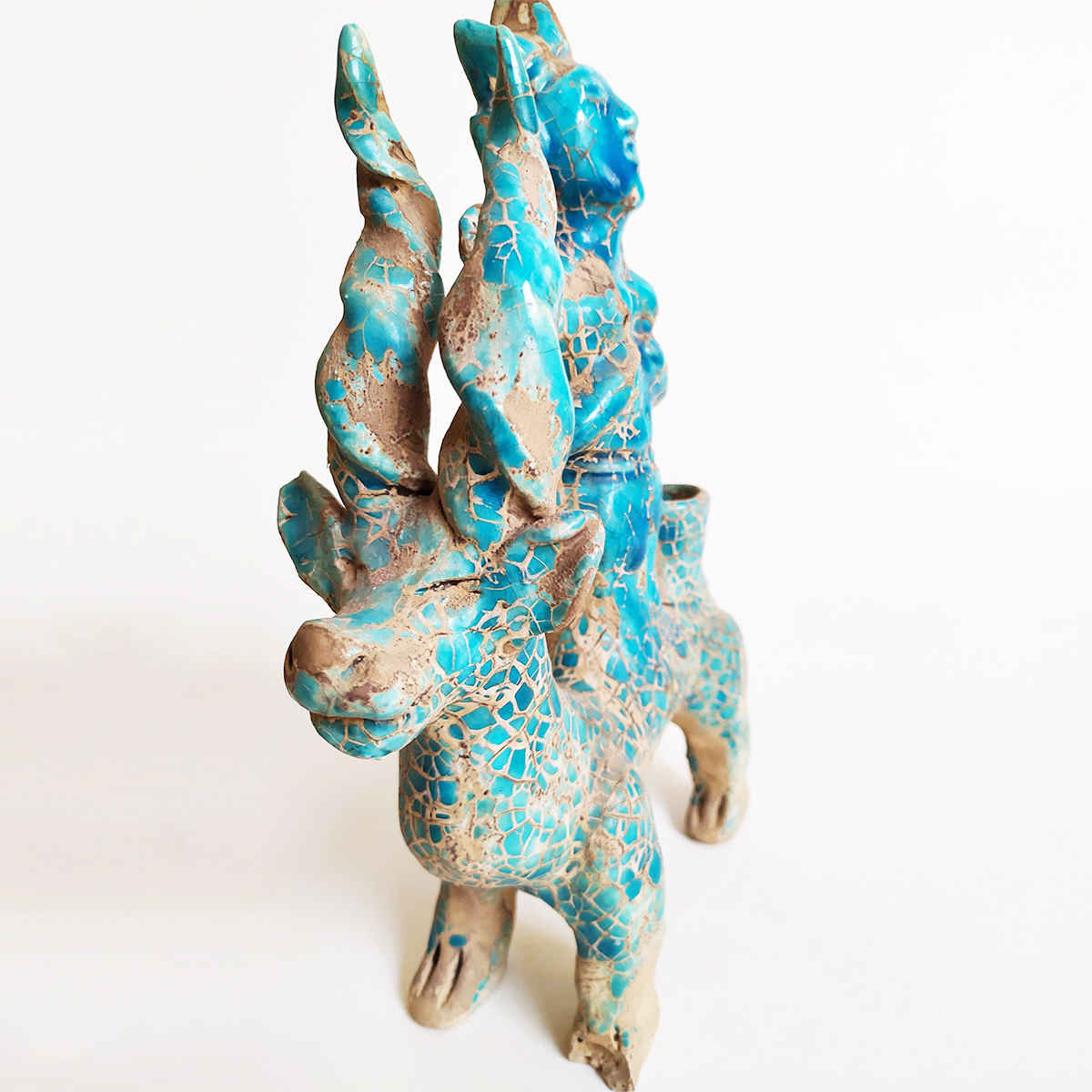 历史性卢里斯坦古波斯雕像