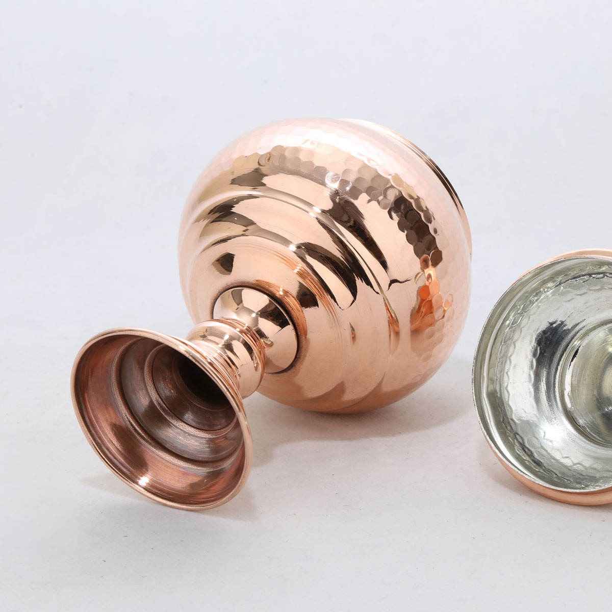 带底座手工波斯铜糖罐 – 锤纹款