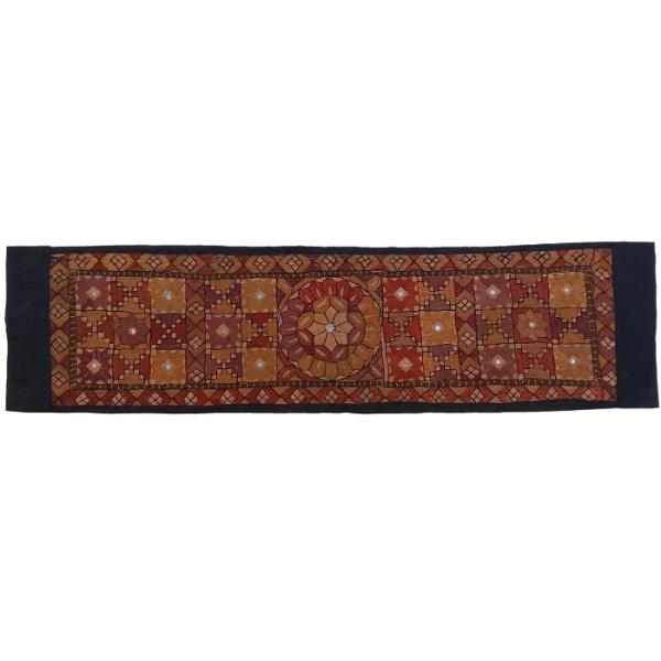 Main image of 手工刺绣桌旗 —— Mahtab 款