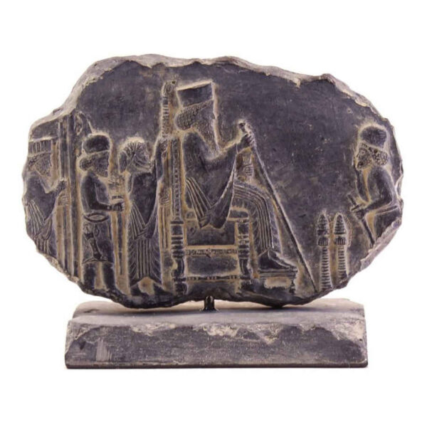 历史性居鲁士宫廷：伊朗大帝雕像