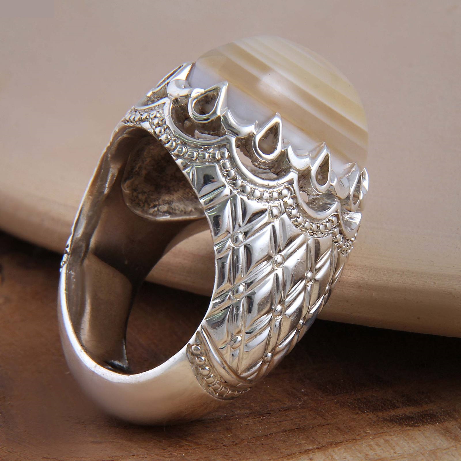 Main image of 波斯苏莱曼红玛瑙银戒指（男士款）