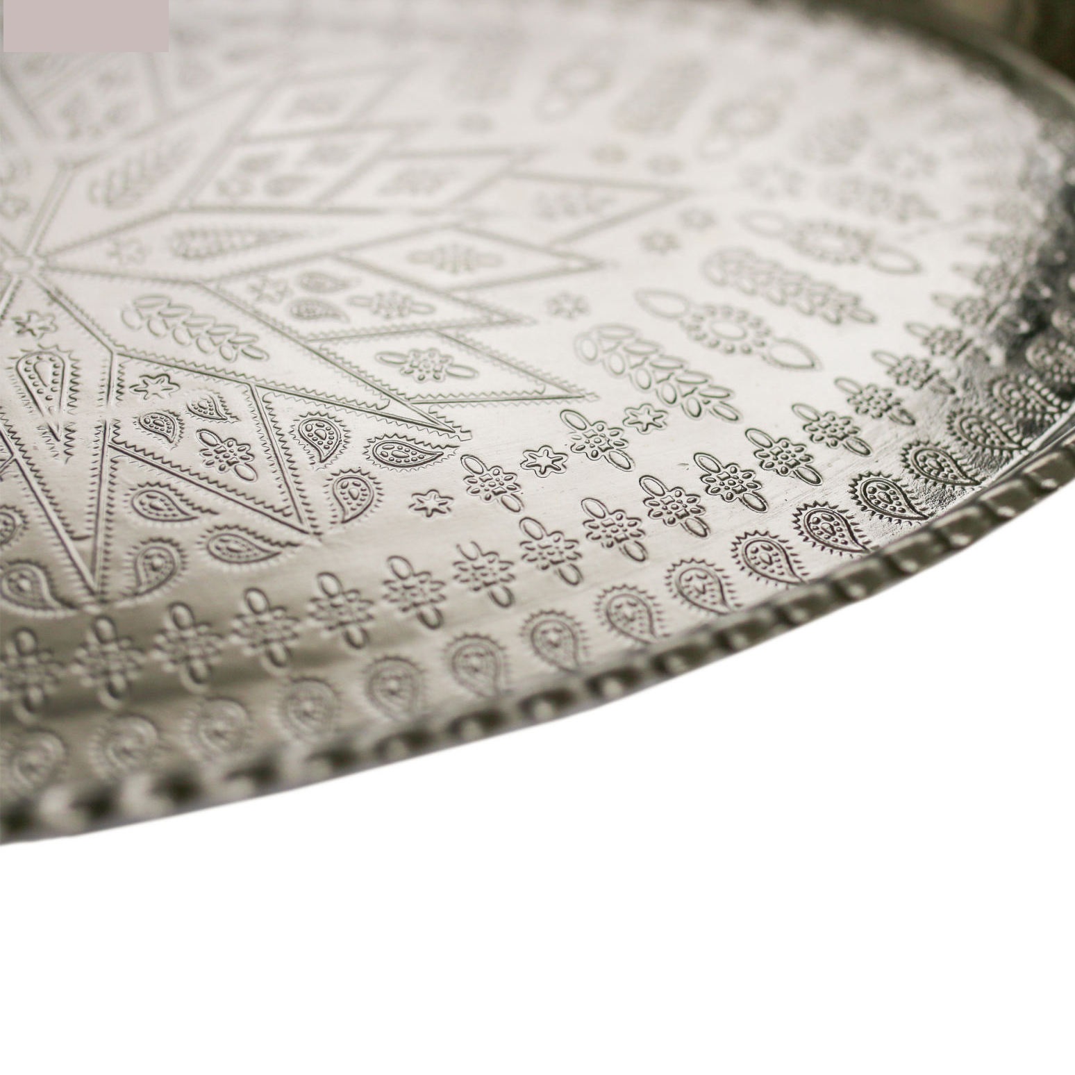 波斯铜盘，传统手工锤制银色