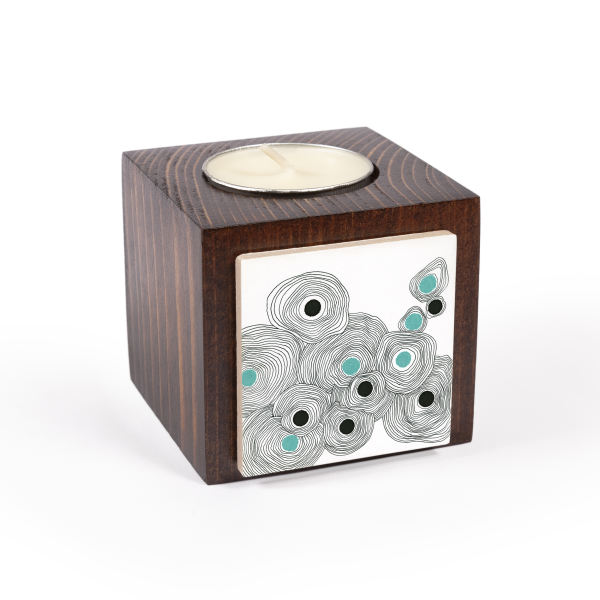 Main image of 波斯木质立方体小蜡烛台 蓝眼（2个）