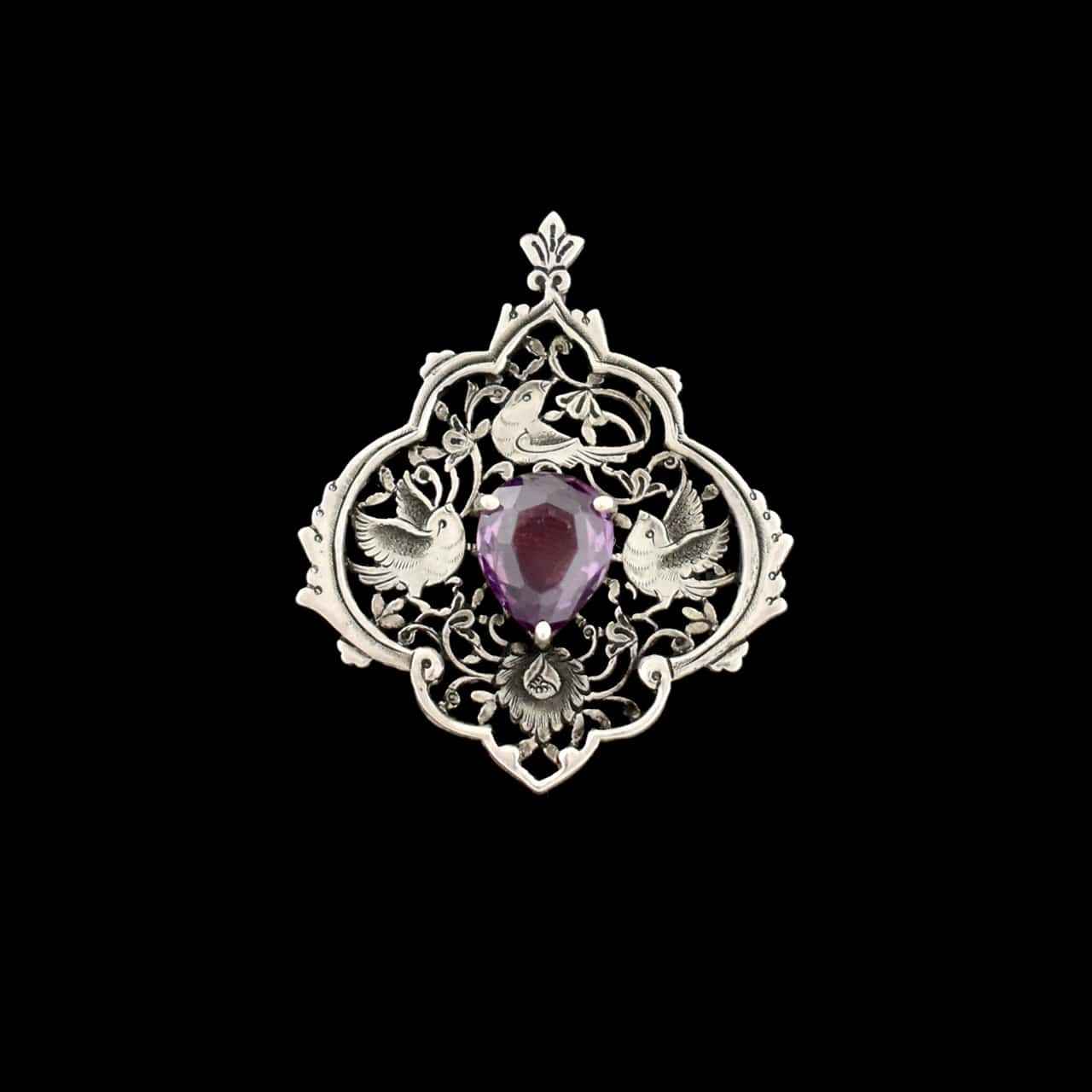 Main image of 波斯雕刻银吊坠 – 紫水晶