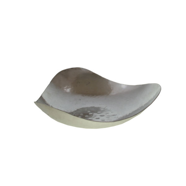 Main image of 传统锤制铜制甜点碗，三角款