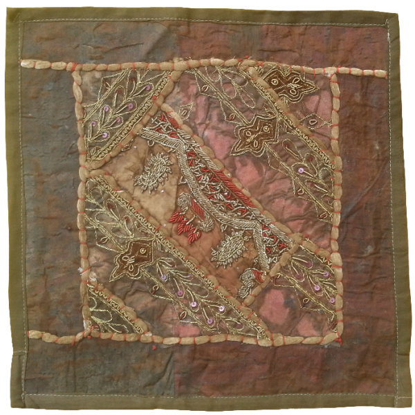 刺绣靠垫套 – 棕色设计