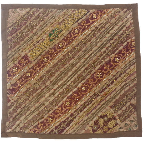 刺绣靠垫套 – Golin 苏扎尼设计