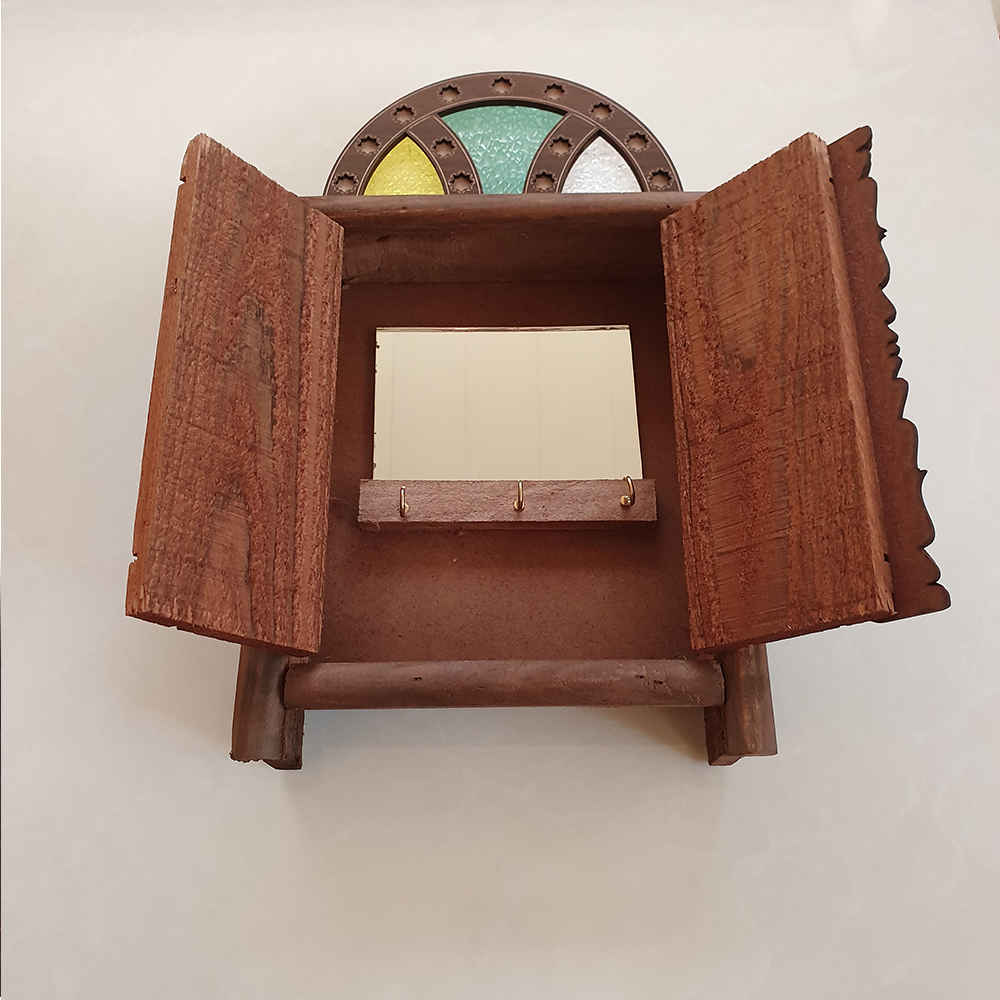 手工波斯木质墙壁钥匙挂架 – 传统风格门款