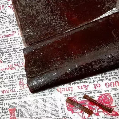 Main image of 自制 Qaraqorut 卷 – 波斯传统酸果卷，800克