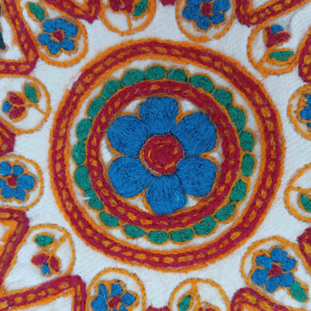 手工刺绣圆桌布 —— Alaleh 款