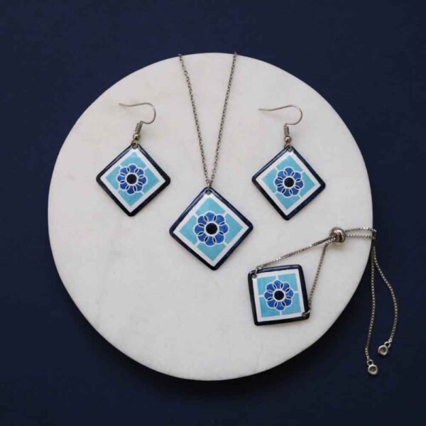 波斯珐琅珠宝套装 款式：Hafez