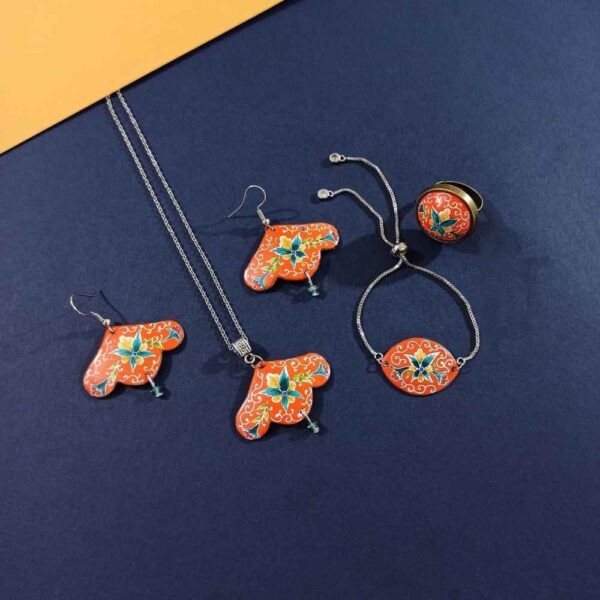 波斯珐琅珠宝套装 款式：Paeez