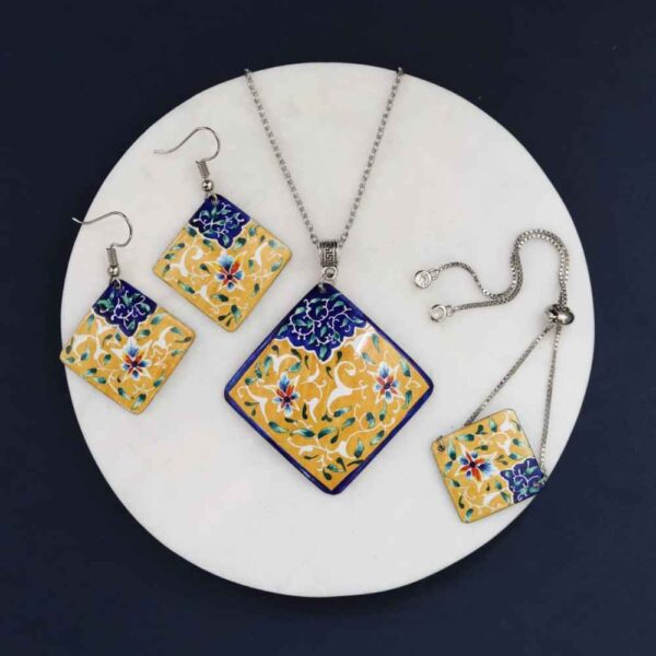 波斯珐琅珠宝套装 款式：Roshanak