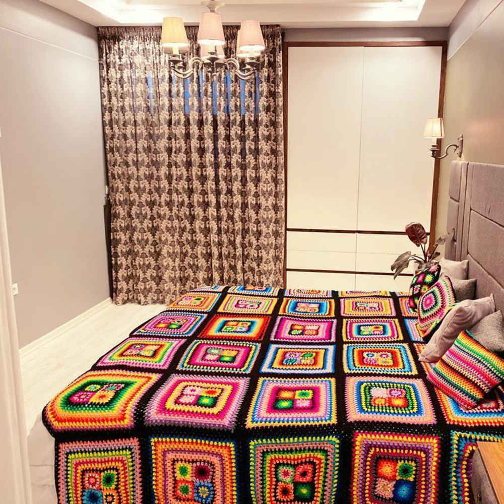 Main image of 棉质钩针床罩 – 现代阿富汗风格彩色床毯 – Taban款