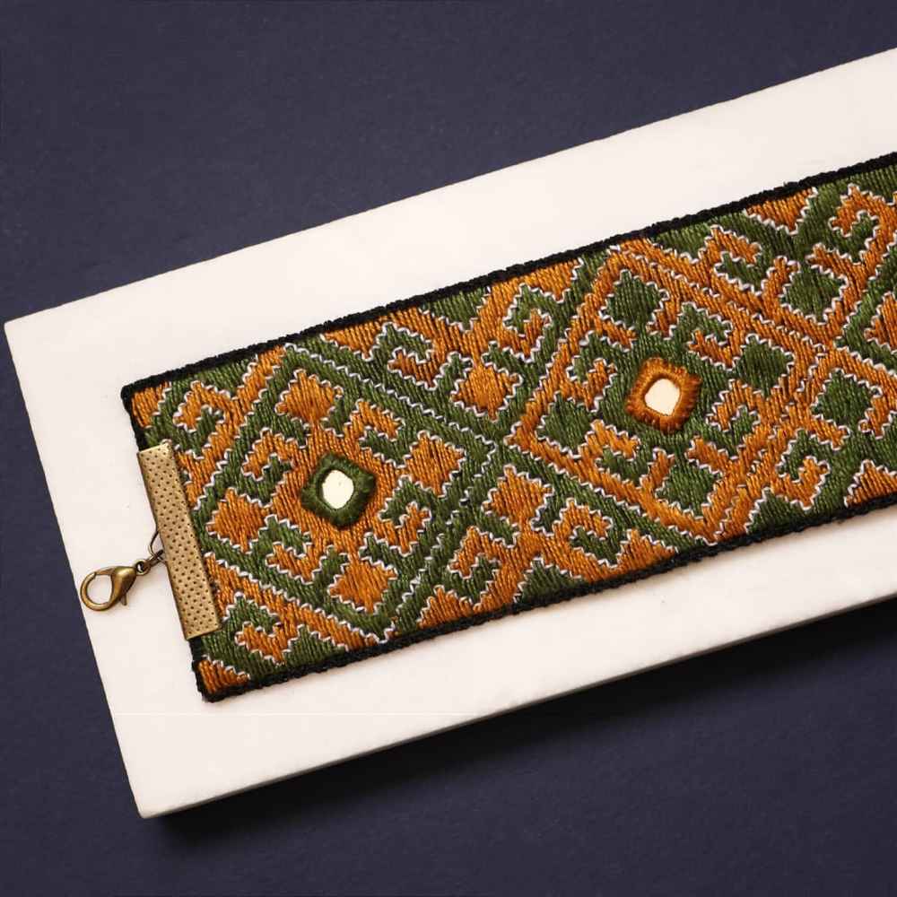 波斯刺绣手链 – Kiana款式