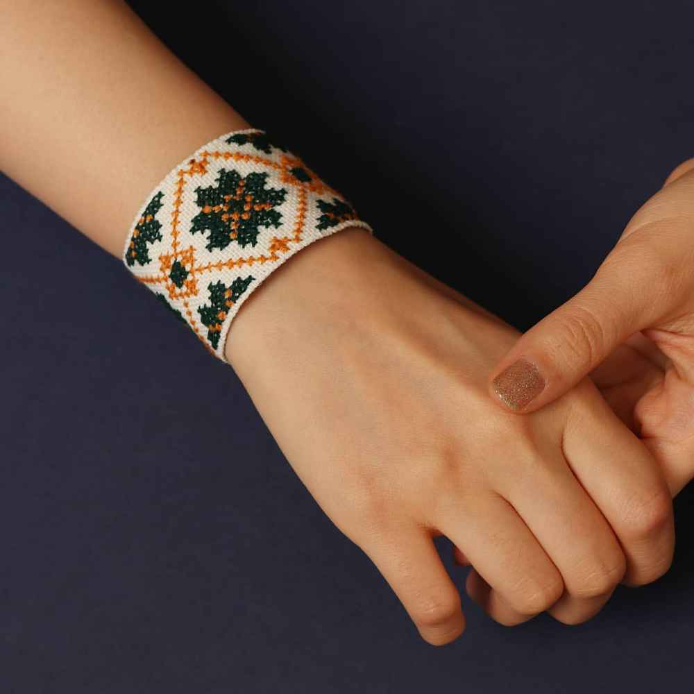 波斯刺绣耳环与手链套装 款式:Dara