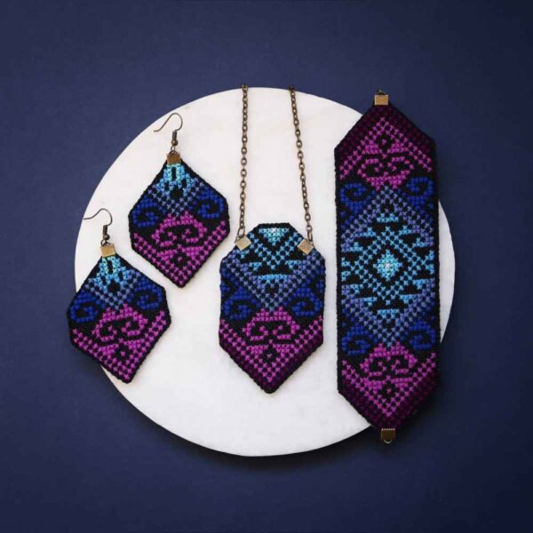 波斯刺绣项链、手链与耳环套装 款式：Vania