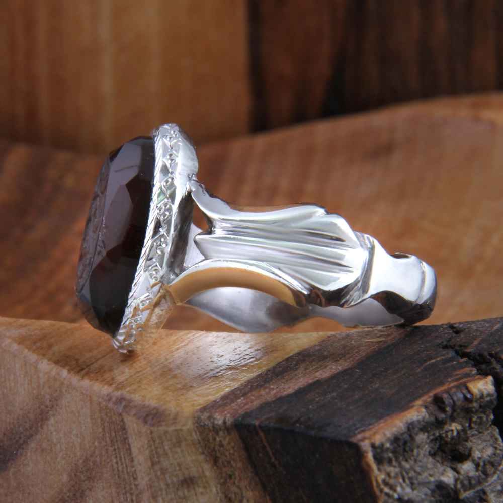 伊斯兰也门红玛瑙银戒指 男款 – Ya Razzagh