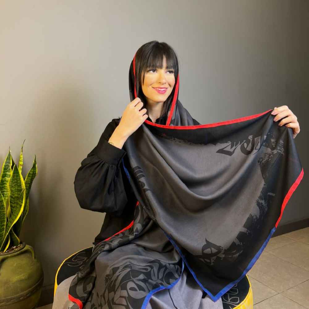 Main image of 波斯印花轻盈艺术披肩 Majnun 款