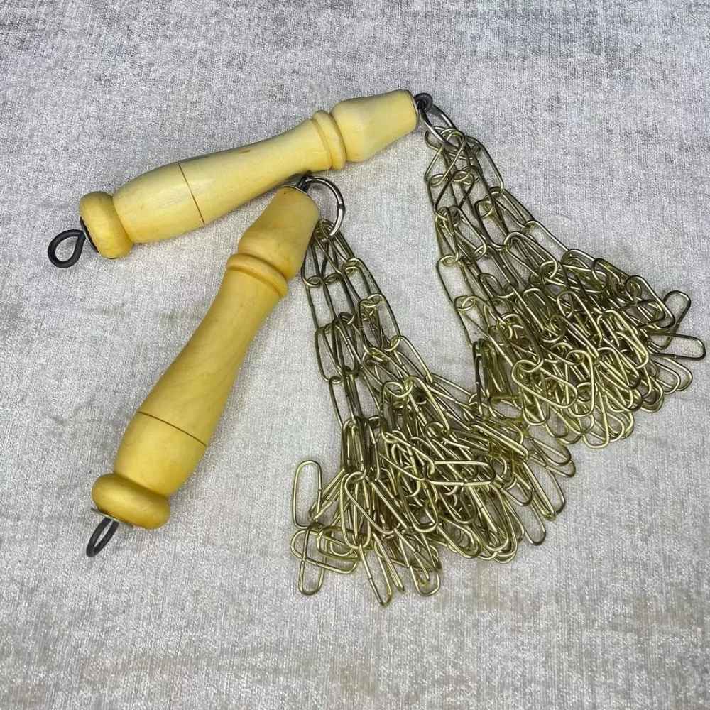 Main image of 伊斯兰穆哈兰哀悼链鞭 – 儿童用