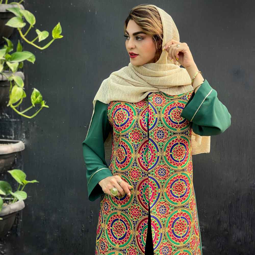 Main image of 波斯风格长外套与裤子 Queen款