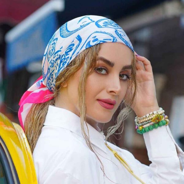 波斯丝迷你女士围巾 – 艺术奢华 & 鲜艳图案 Sepid