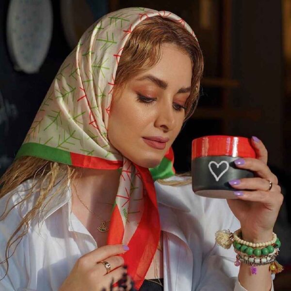 女士丝质迷你围巾 – 艺术豪华鲜艳 Paeezan 款