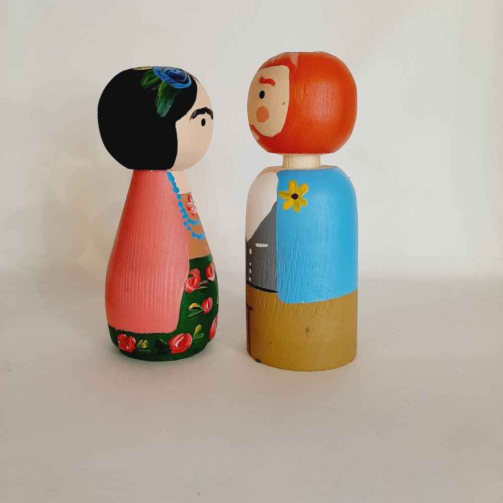 《手工木制挂钩娃娃 — 弗里达·卡洛 | 艺术木制雕像》