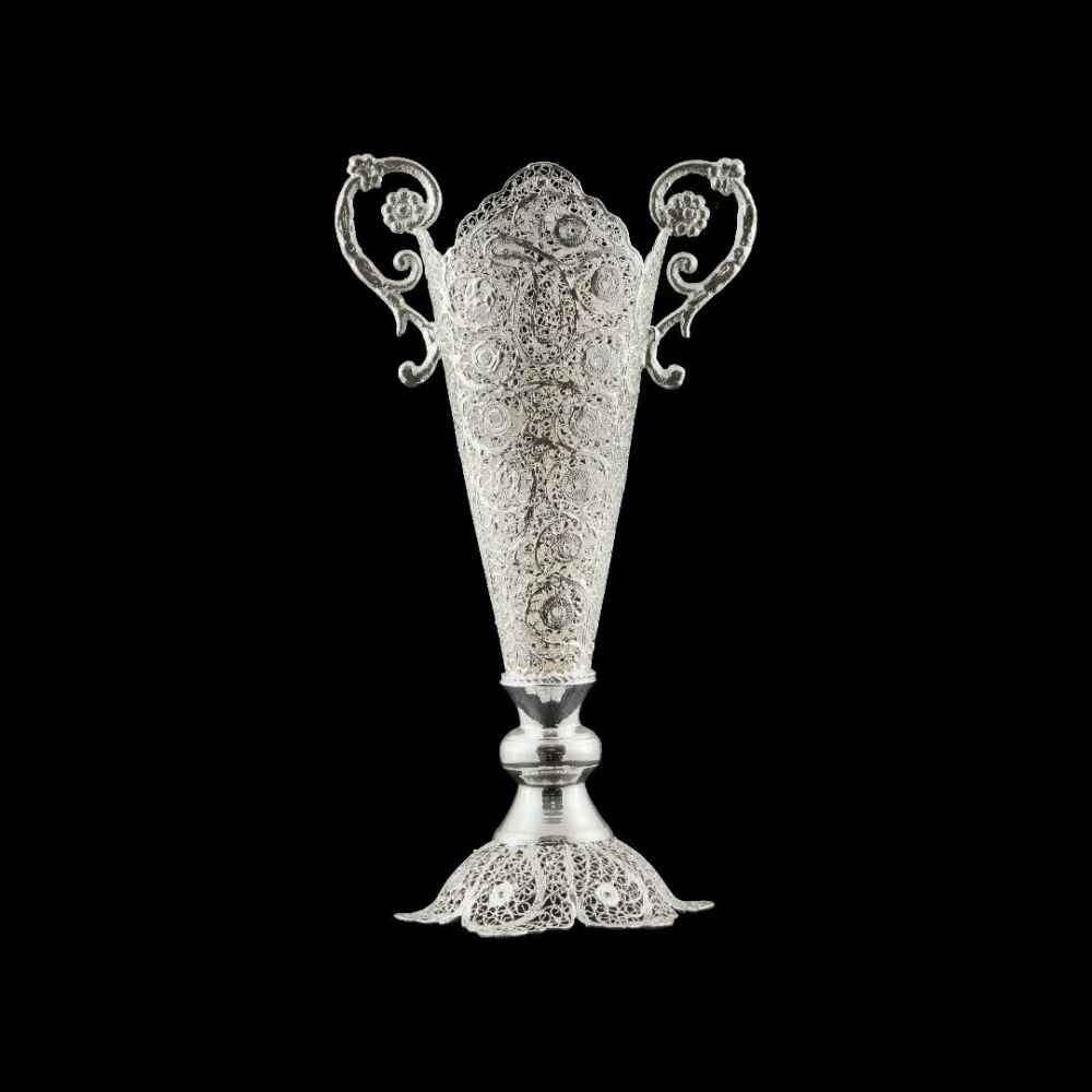 Main image of 手工波斯镂花装饰花瓶 Raha