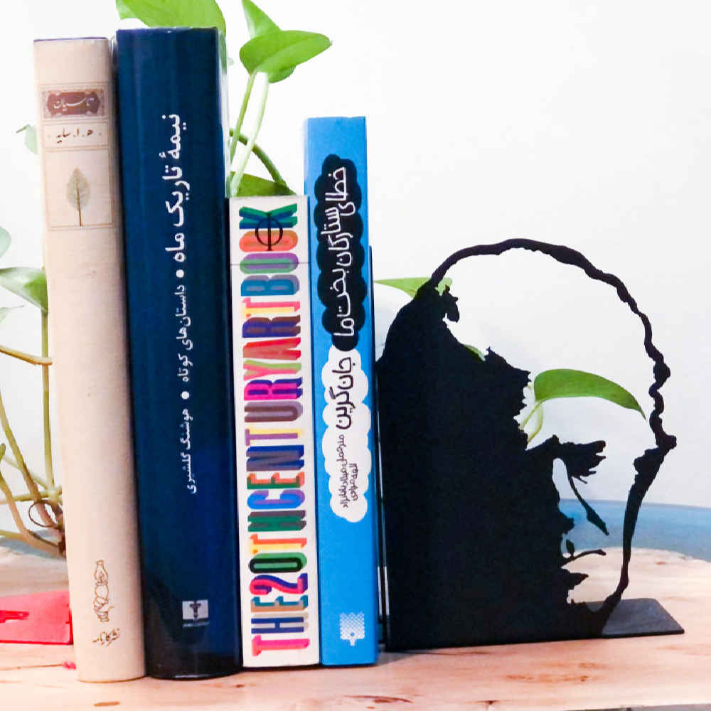 艾哈迈德·沙姆卢肖像波斯金属艺术书挡 – 适合知识型空间